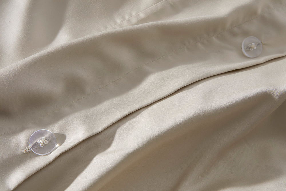 Desert duvet button detail#color_desert