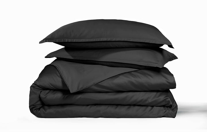 Midnight duvet button detail#color_midnight