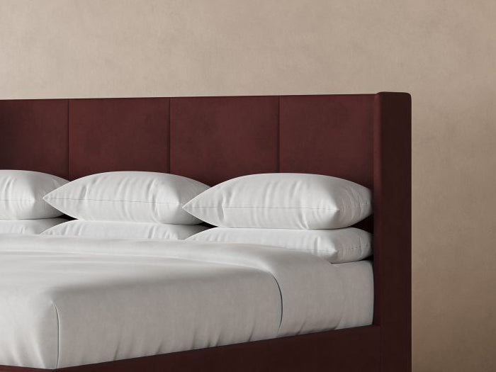Kodiak Leather Bed in Bordeaux#color_bordeaux