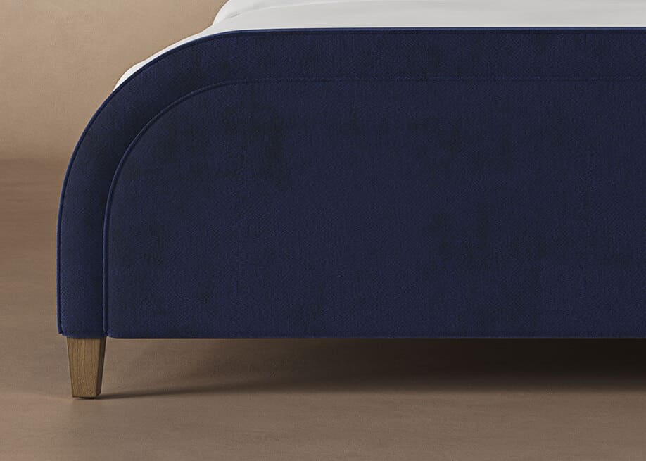 Vista Headboard in eclipse#color_eclipse