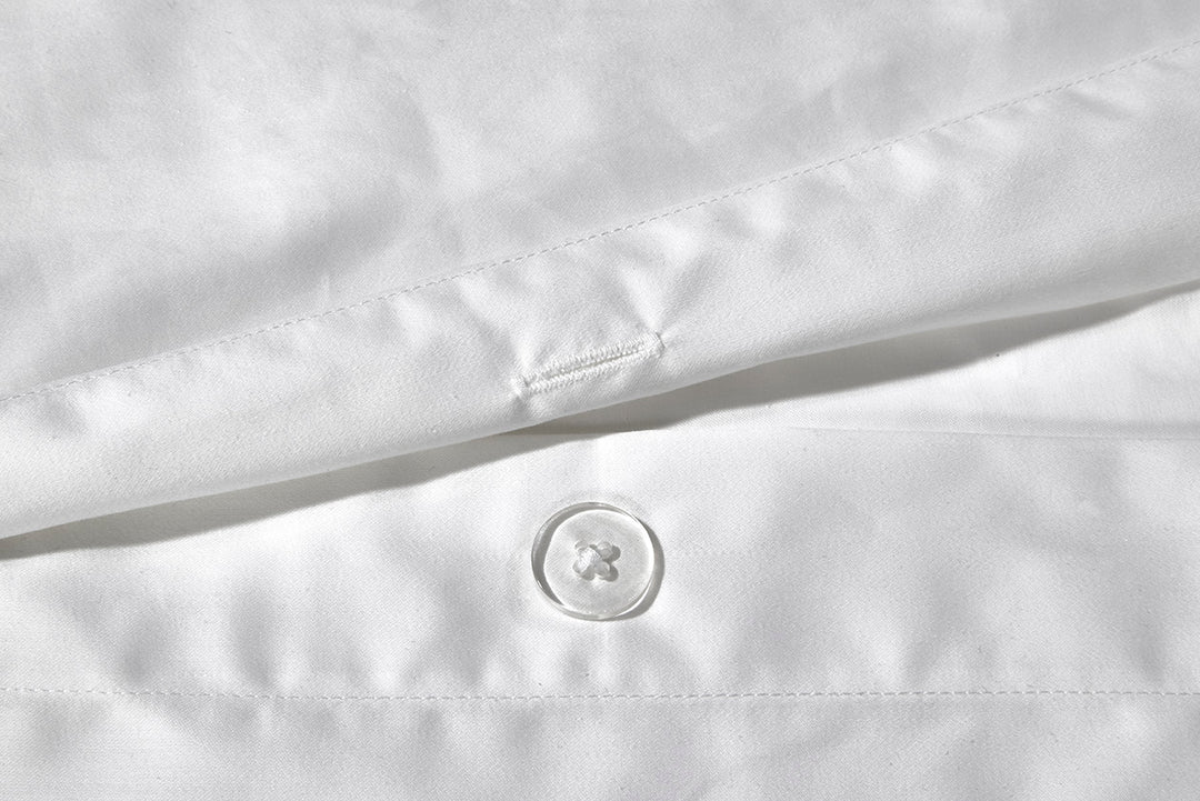 White duvet button detail#color_white