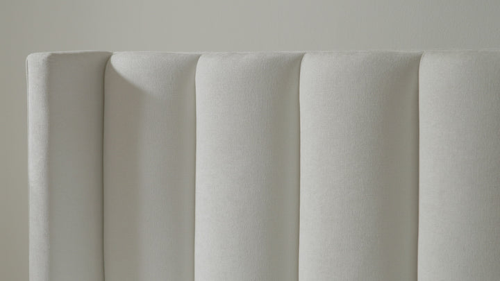 Angled Elias Bed Frame in Snow#color_snow
